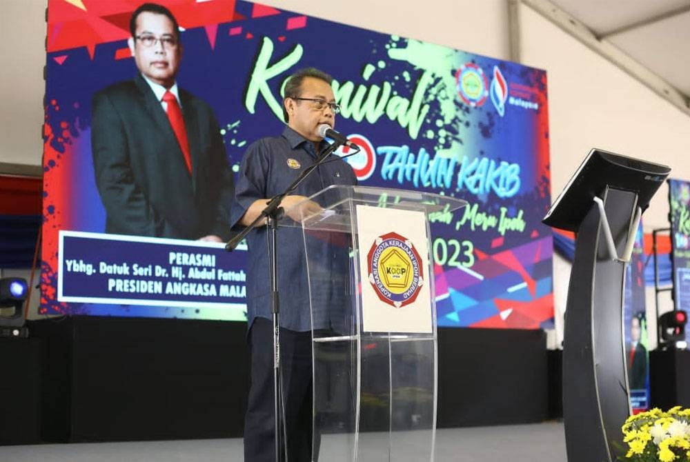 Abdul Fattah berucap ketika merasmikan Karnival 100 tahun Koperasi Anggota Kerajaan Ipoh Berhad (KAKIB) di Dataran Sultan Azlan Shah, Meru Raya pada Sabtu.