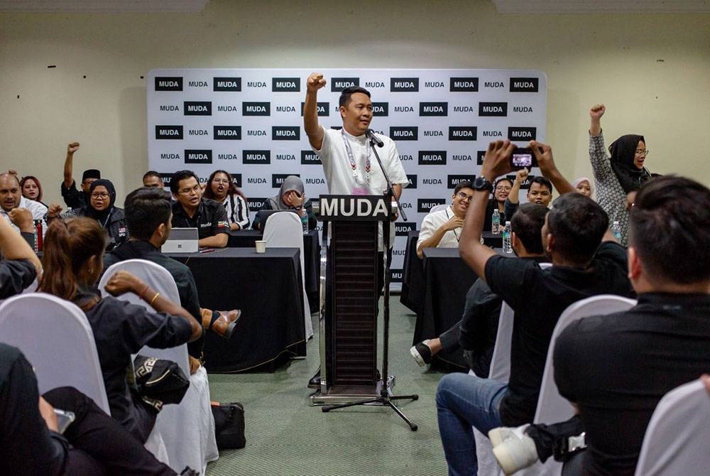 Luqman (tengah) ketika berucap pada Mesyuarat Agung Tahunan Muda 2023 di Kuala Lumpur pada Ahad.