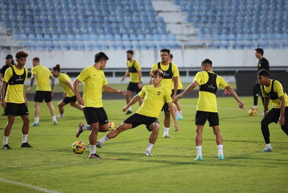 Skuad Harimau Malaya bakal berdepan China dan Syria dalam aksi persahabatan di Chengdu pada September depan.