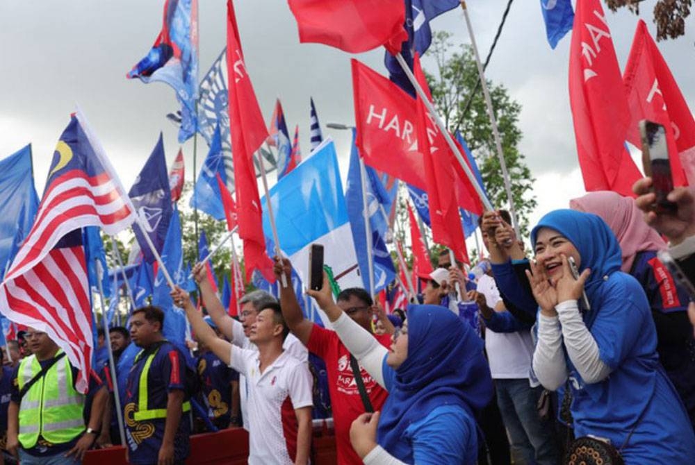 Kita perlu menanamkan sikap profesionalisme bagi memastikan pesta demokrasi ini mencapai tujuannya untuk membina negara. (Gambar hiasan)