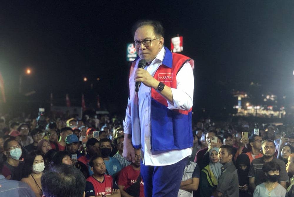 Anwar ketika berucap pada Jelajah Perpaduan Madani Alor Setar di Alor Mengkudu di sini pada Jumaat.