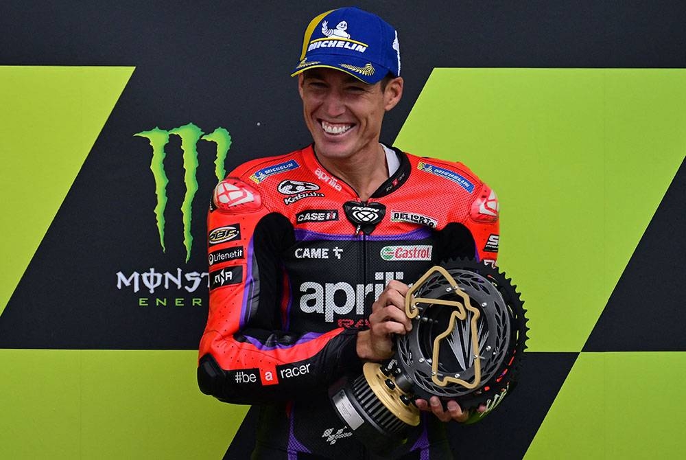 Espargaro mengungguli GP British di Litar Silverstone malam Ahad. - Foto AFP