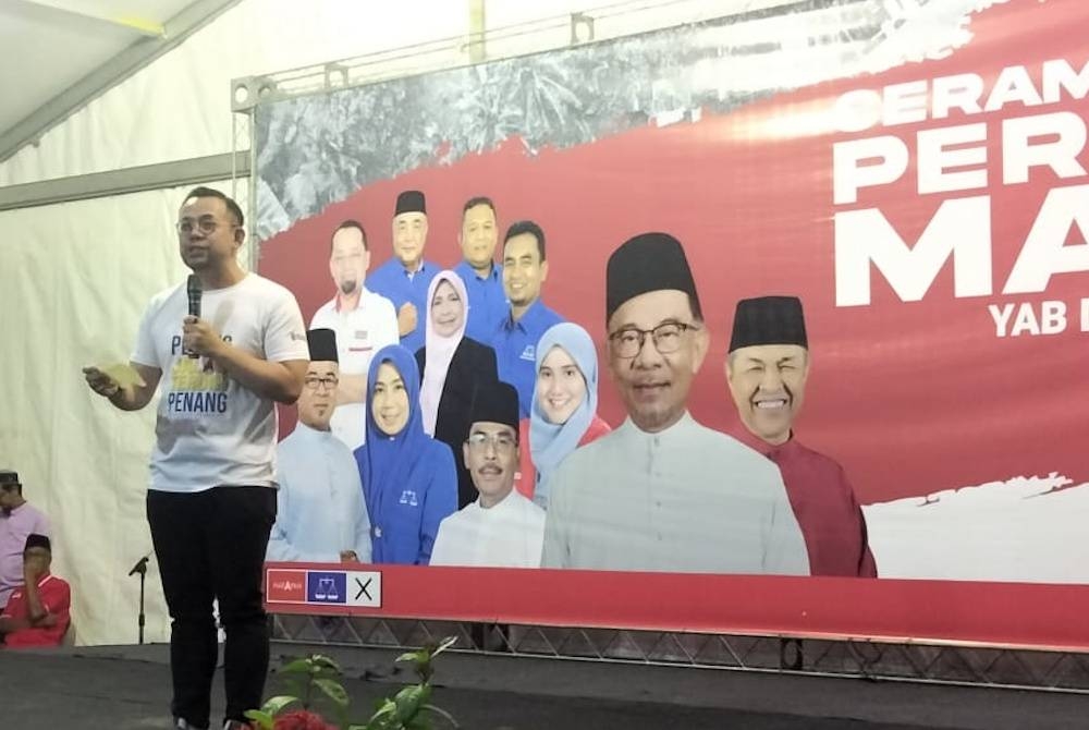 Steven berucap Ceramah Jelajah Perpaduan Madani di Jalan Kebun Sultan di sini pada Isnin.