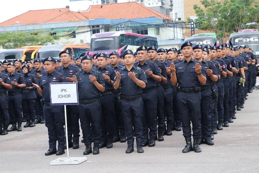 Seramai 1,583 anggota polis dari Kontinjen Johor dihantar bagi membantu kelancaran proses Pilihan Raya Negeri (PRN) di Selangor.