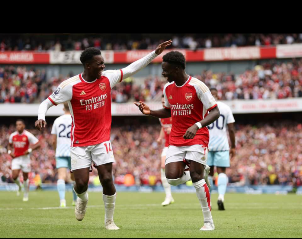 Dua mesin gol The Gunners ketika Arsenal menjinakkan Nottingham Forest di Stadium Emirates pada Sabtu. - Foto Agensi