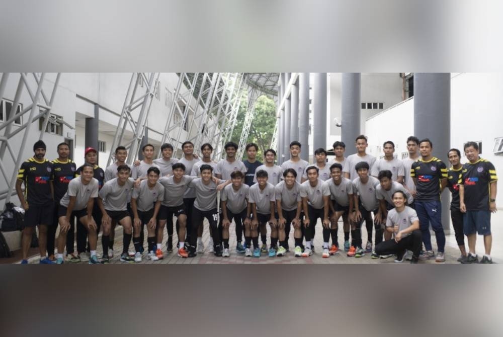 Skuad muda Malaysia Tigers akan berangkat ke Eropah malam ini untuk menjalani siri aksi persahabatan. - Foto Facebook MHC