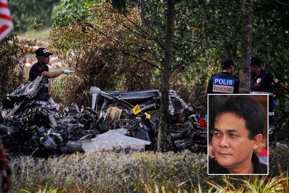 Pihak berkuasa masih menyiasat punca nahas jet peribadi di Bandar Elmina, Shah Alam. Gambar kecil: Nik Ahmad Huzlan