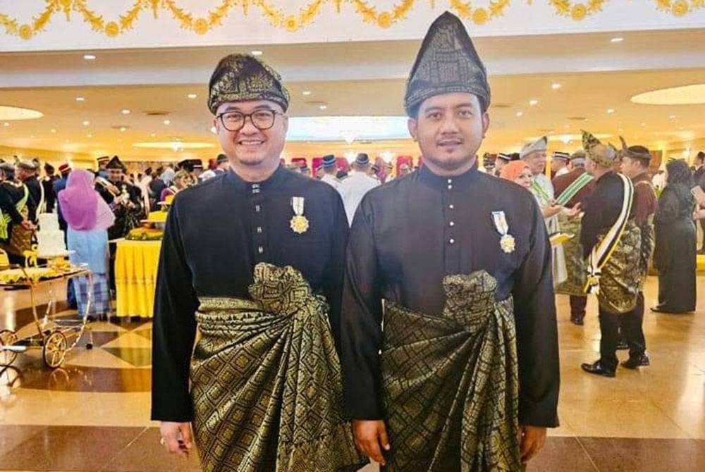 Kenangan Fadzli (kiri) bersama Allahyarham Idris yang merupakan sahabat baiknya.