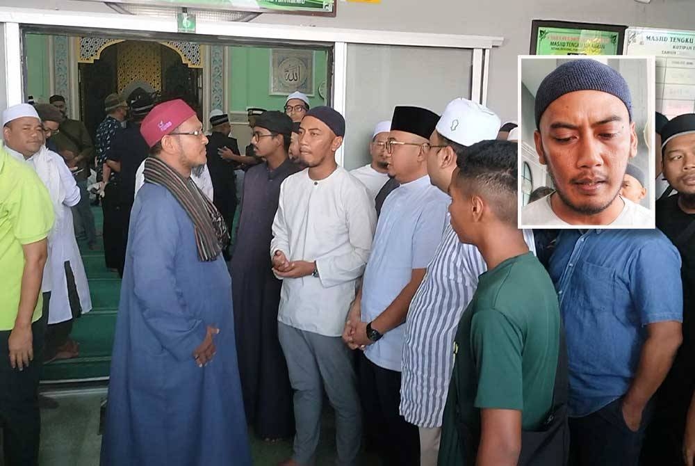 Nurul (tengah) ketika ditemui di pekarangan Masjid Tengku Sulaiman Ketari dekat Bentong pada Ahad. Gambar kecil: Nurul Qomar