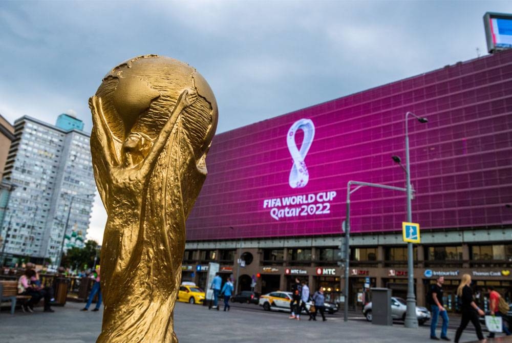 Sejumlah 173 tan barangan promosi Piala Dunia FIFA Qatar 2022 dikitar semula oleh sebuah syarikat Arab Saudi. - Foto 123RF