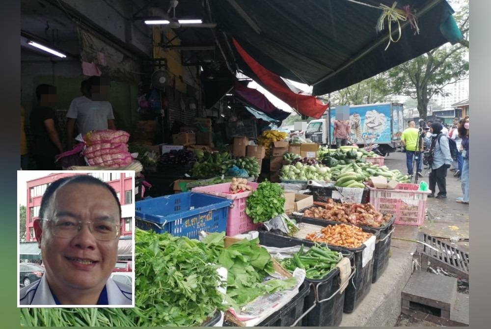 Operasi siar kaki menyebabkan halangan di sebuah premis luar Pasar Borong Kuala Lumpur. - Gambar kecil: Kian Hock