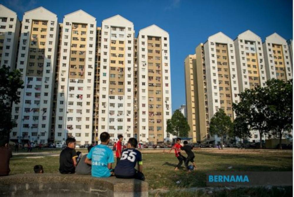 Daerah Petaling di Selangor catat bilangan penduduk tertinggi pada 2023 dengan 2.3 juta orang. - Foto Bernama