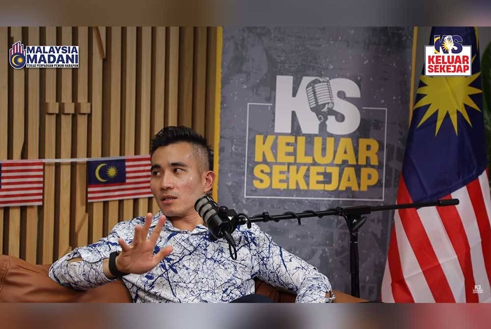 Shahril ketika program podcast Keluar Sekejap bersama bekas Ketua Pemuda UMNO, Khairy Jamaluddin Abu Bakar pada Khamis.