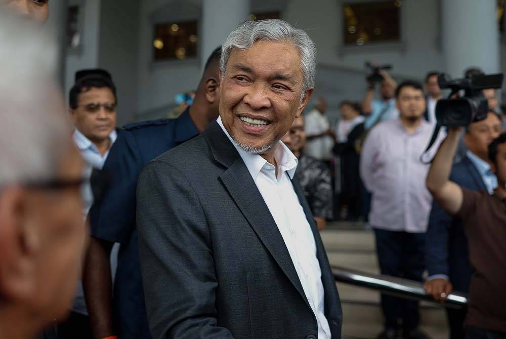 Ahmad Zahid dilepas tanpa dibebaskan oleh Mahkamah Tinggi pada Isnin daripada semua 47 pertuduhan pecah amanah, rasuah, dan pengubahan wang haram yang berkaitan dengan dana Yayasan Akalbudi. Foto: Bernama