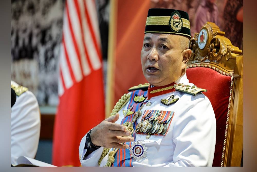 Panglima Tentera Darat Jeneral Tan Sri Mohammad Ab Rahman ketika sidang media selepas menghadiri Istiadat Perbarisan Penghargaan Panglima Tentera Darat Ke-29 di Dataran Panglima Tentera Darat, Kem Perdana Sungai Besi pada Selasa. - Foto Bernama.