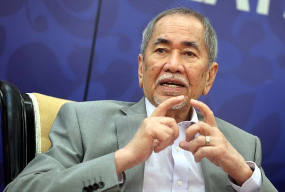 Wan Junaidi memaklumkan hal tersebut telah dilaporkan kepada pihak berkuasa untuk tindakan selanjutnya. - Gambar fail Bernama