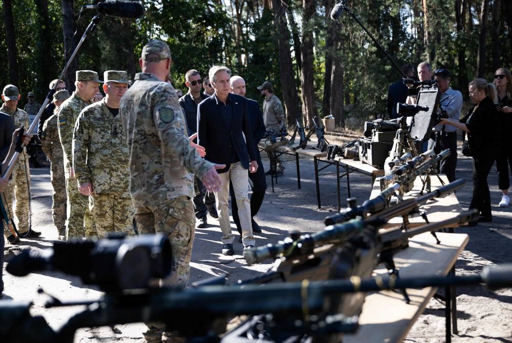 AS akan menghantar satu lagi bekalan ‘senjata berangkai’ ke Ukraine dalam tempoh terdekat. - Foto AFP