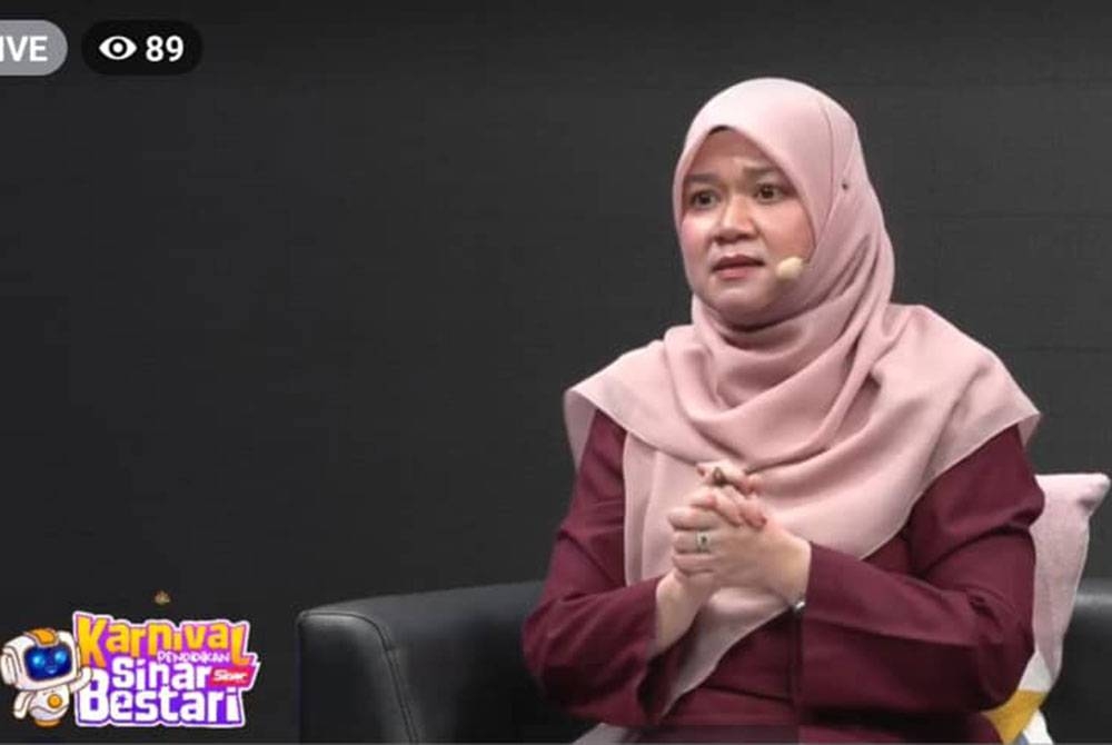 Fadhlina program Town Hall Rakyat Bersama Fadhlina Sidek sempena Karnival Pendidikan Sinar Bestari di Kumpulan Karangkraf