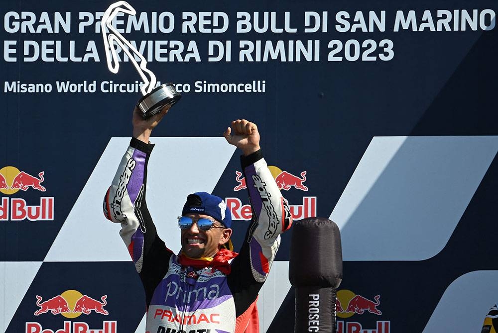 Martin unggul menguasai GP San Marino dalam saingan di Misano, Itali pada Ahad. Foto AFP.