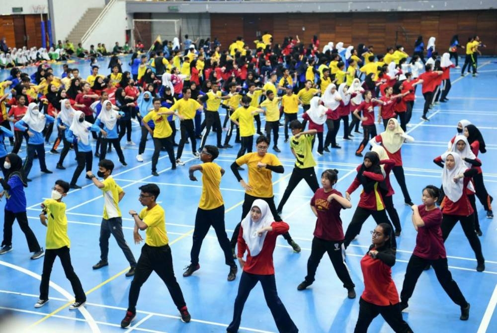 Arena sukan negara berpotensi berkembang dengan lebih pesat menerusi penubuhan Pusat Kecemerlangan Industri Sukan. - Foto Hiasan.