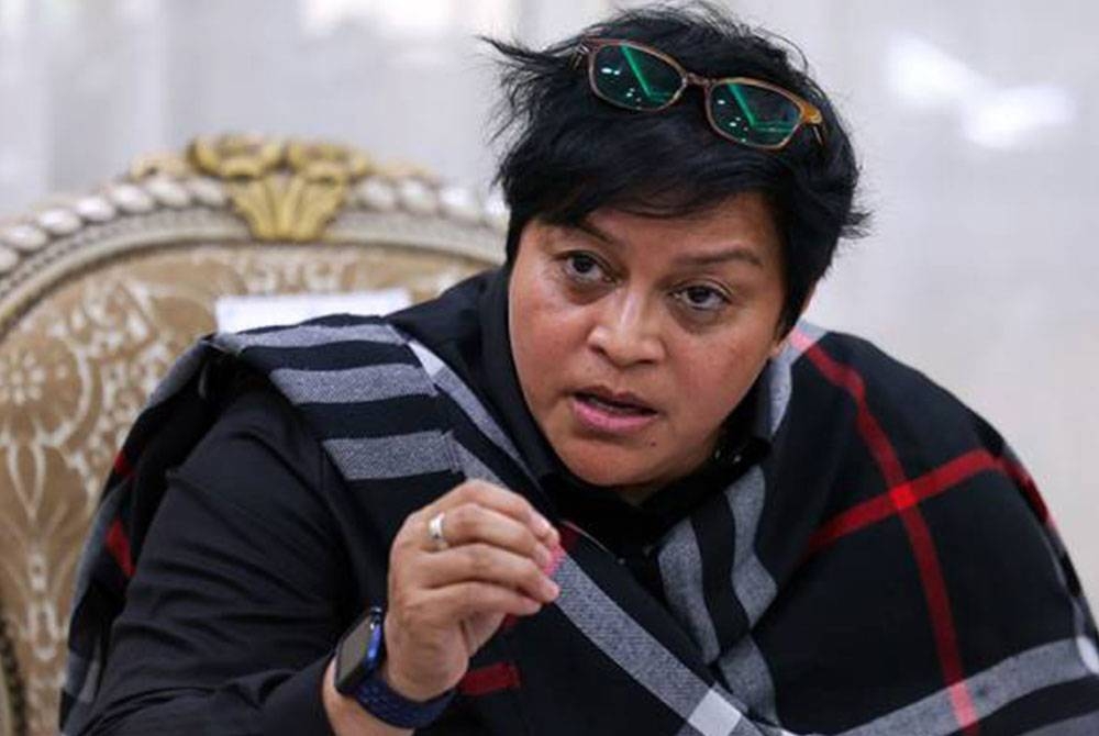 Azalina - Foto Bernama