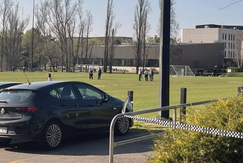 ABC melaporkan polis mahupun universiti tidak dapat mengesahkan jika individu yang terlibat dalam kejadian itu adalah pelajar atau kakitangan ANU. - Foto ABC News