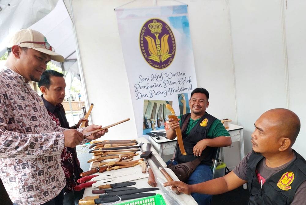 Gerai jualan keris juga dibuka di Festival Setiu Wetlands 2023.