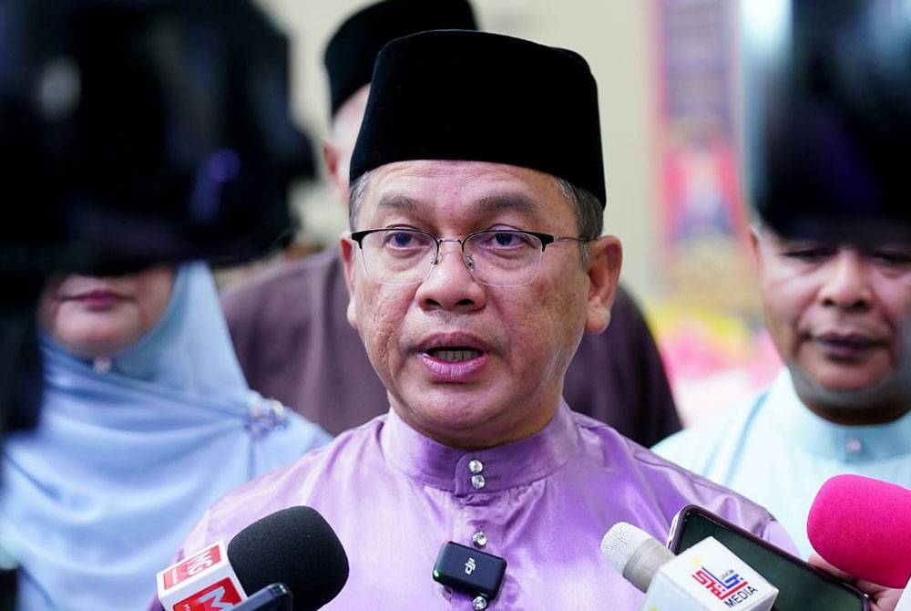 Mohd Na&#039;im bercakap kepada pemberita selepas Majlis Perasmian Penutupan Majlis Ihtifal Ilmi Sekolah Menengah Agama Malaysia (MIISMAM) Kali ke-9 Tahun 2023 di SMA MAIWP pada Ahad. - Foto: Sinar Harian / MOHD HALIM ABDUL WAHID