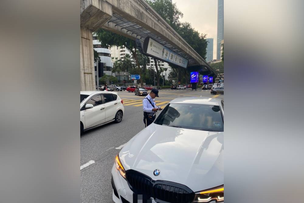 JSPT Kuala Lumpur melaksanakan Op Hormat Undang-Undang Jalan Raya di ibu negara sejak 15 September lalu. - Foto JSPT KL