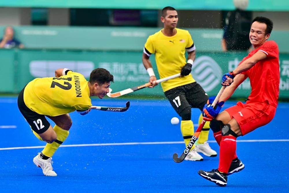 Skuad hoki negara gagal mara ke separuh akhir selepas tewas kepada China.- Foto FB MHC