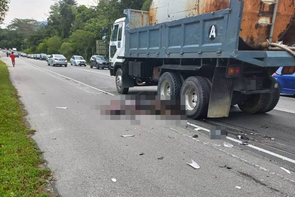 Mangsa mengalami kecederaan parah akibat dilanggar lori dan meninggal dunia di tempat kejadian.
