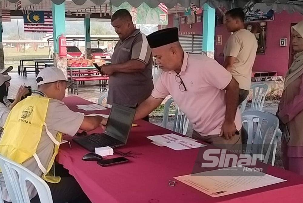 Sebanyak sembilan pusat pengundian dengan 30 saluran dibuka pada 8 pagi ini bagi PRK DUN Pelangai.