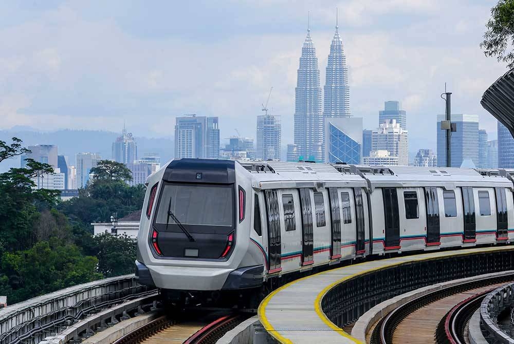 Rapid Rail sedang meneliti tata cara pengoperasian Koc Wanita bagi mendidik orang ramai mengenai etika penggunaannya susulan pengenalan inisiatif itu di MRT Laluan Kajang sejak 18 September lepas.