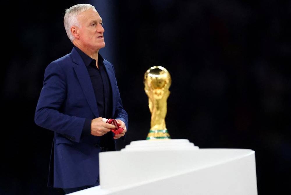 Deschamps menyifatkan perancangan Piala Dunia 2023 di enam negara tidak sesuai.