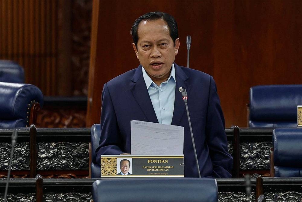 Ahmad Maslam ketika sesi penggulungan sempena Sidang Dewan Rakyat di Parlimen pada Rabu. - Foto Bernama