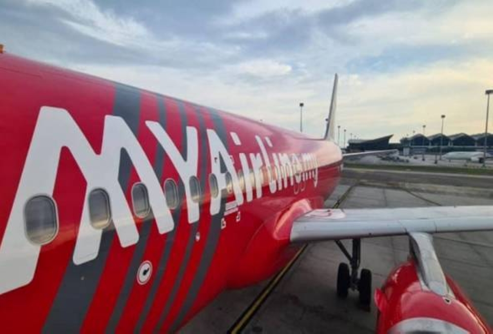 MYAirline juga perlu bertanggungjawab membuat bayaran balik kepada pengguna yang telah membeli tiket penerbangan. - Foto MYAirline