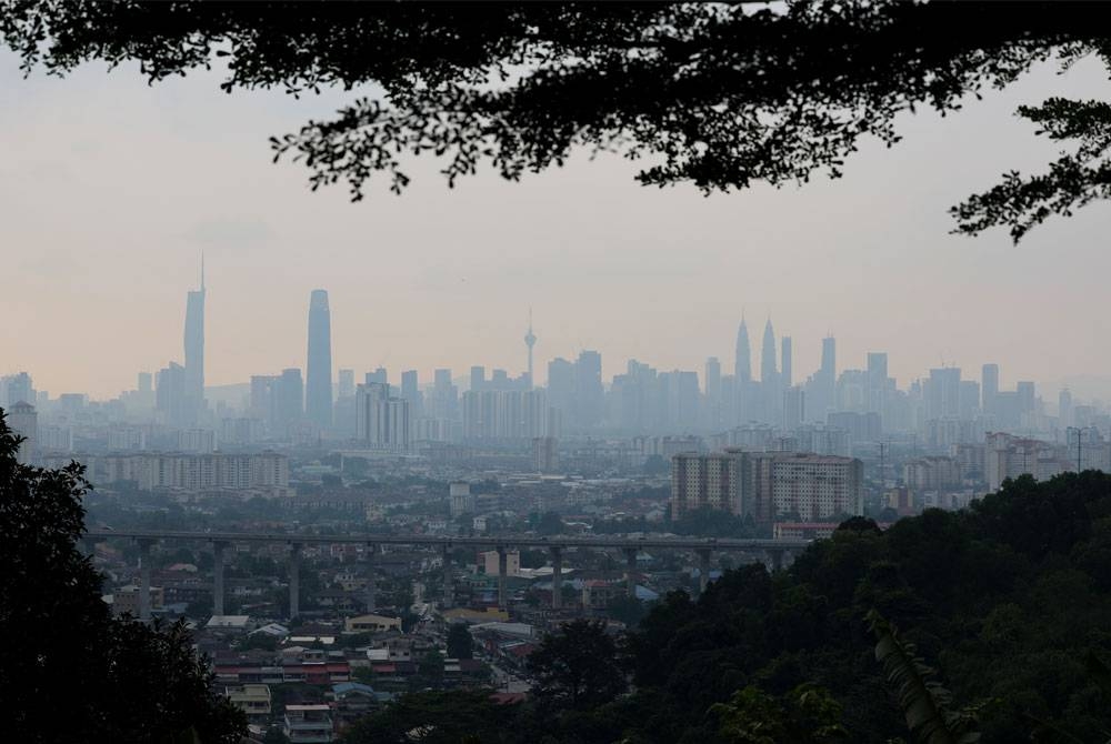 Keadaan jerebu di Kuala Lumpur. Foto: Bernama