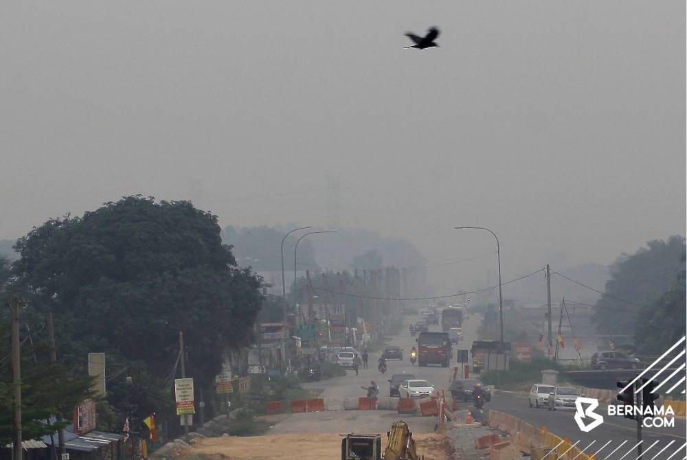 Klang di Selangor kekal mencatatkan IPU tidak sihat setakat jam 4 petang ini dengan bacaan 155. - Foto Bernama