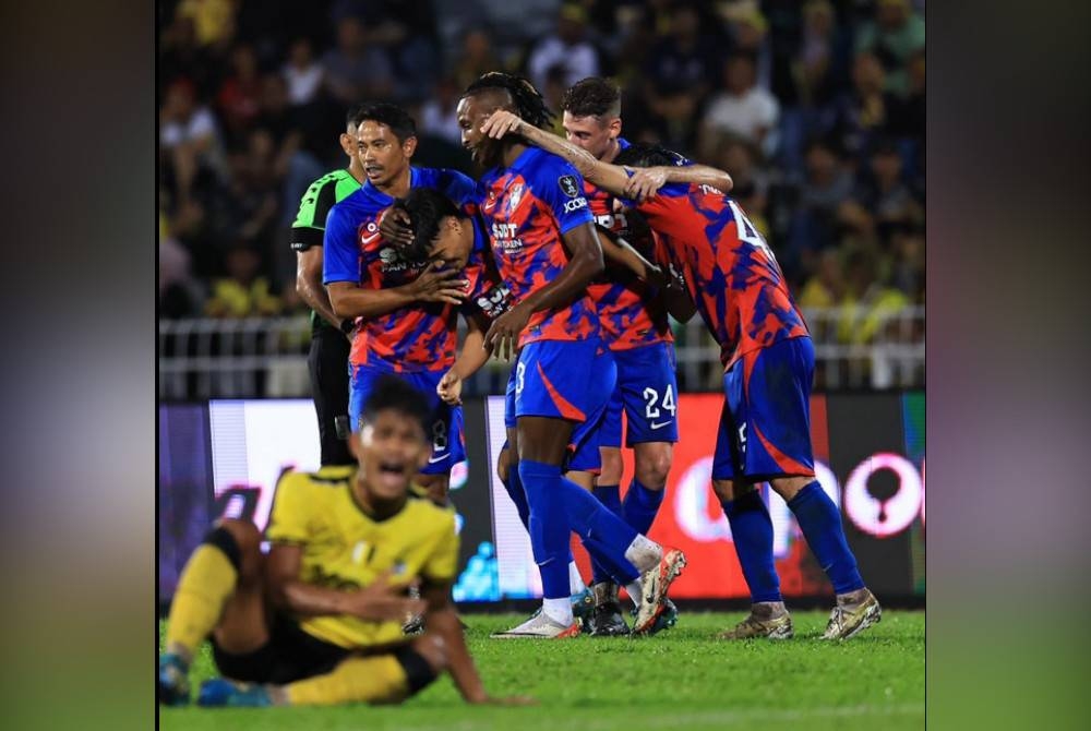 Pemain JDT meraikan kemenangan selepas berjaya menjaringkan gol. - Foto Facebook Johor Southern Tigers