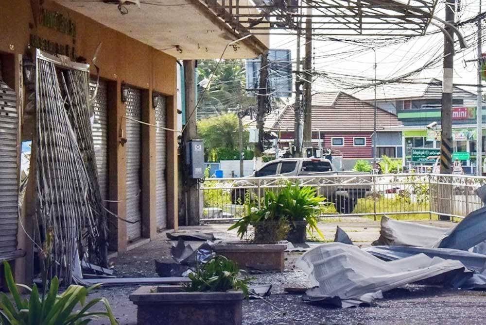 Satu letupan bom berlaku di depan sebuah kedai emas, kira-kira pukul 1.30 pagi (waktu tempatan). Foto The Nation