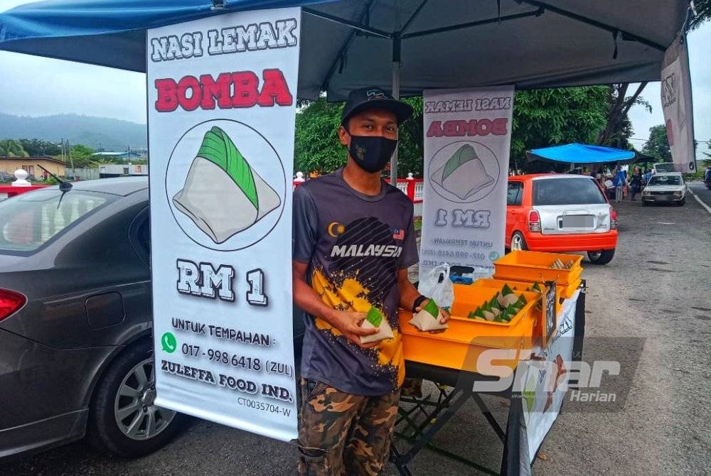 Zulkifli memilih untuk kekalkan harga nasi lemak RM1 biarpun berdepan kenaikan harga barang.