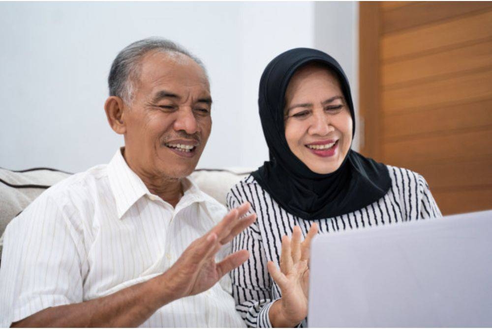 BERJAGA-JAGALAH dengan setiap tindak-tanduk kita sehingga membuatkan ibu atau bapa diam dan enggan mengendahkan kehidupan anak-anaknya. -Gambar hiasan