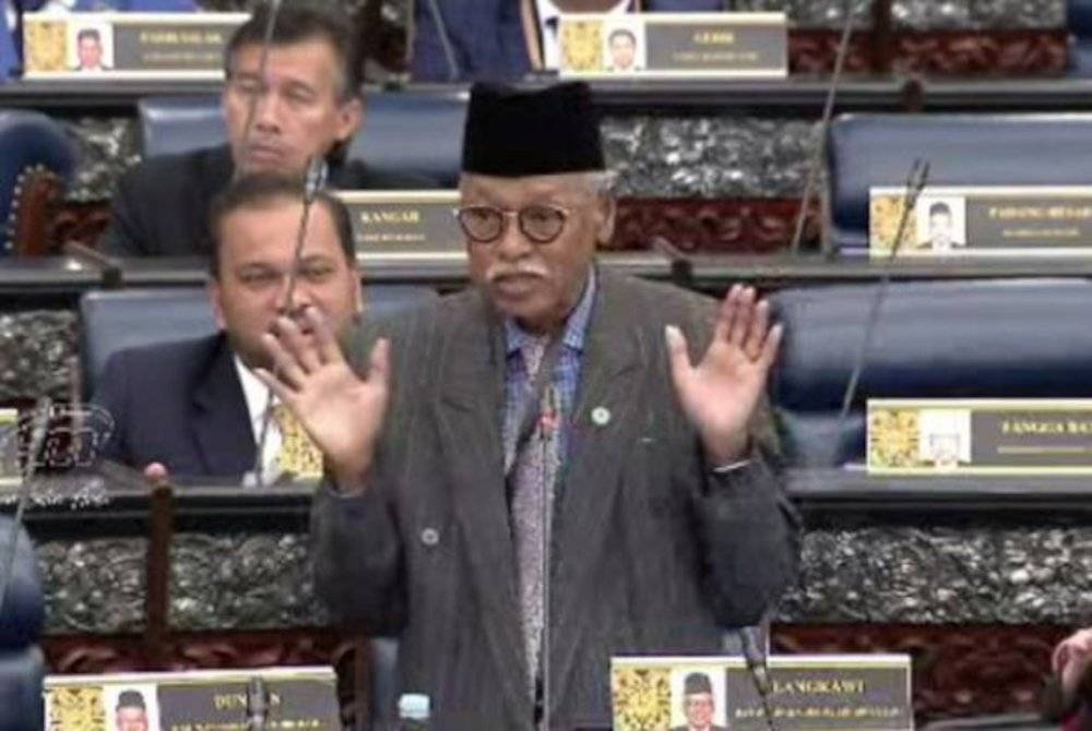 Mohd Suhaimi didakwa mengeluarkan perkataan yang melanggar peraturan ketika sesi perbahasan RUU Perbekalan 2024 di Dewan Rakyat pada Khamis. - Foto Awani