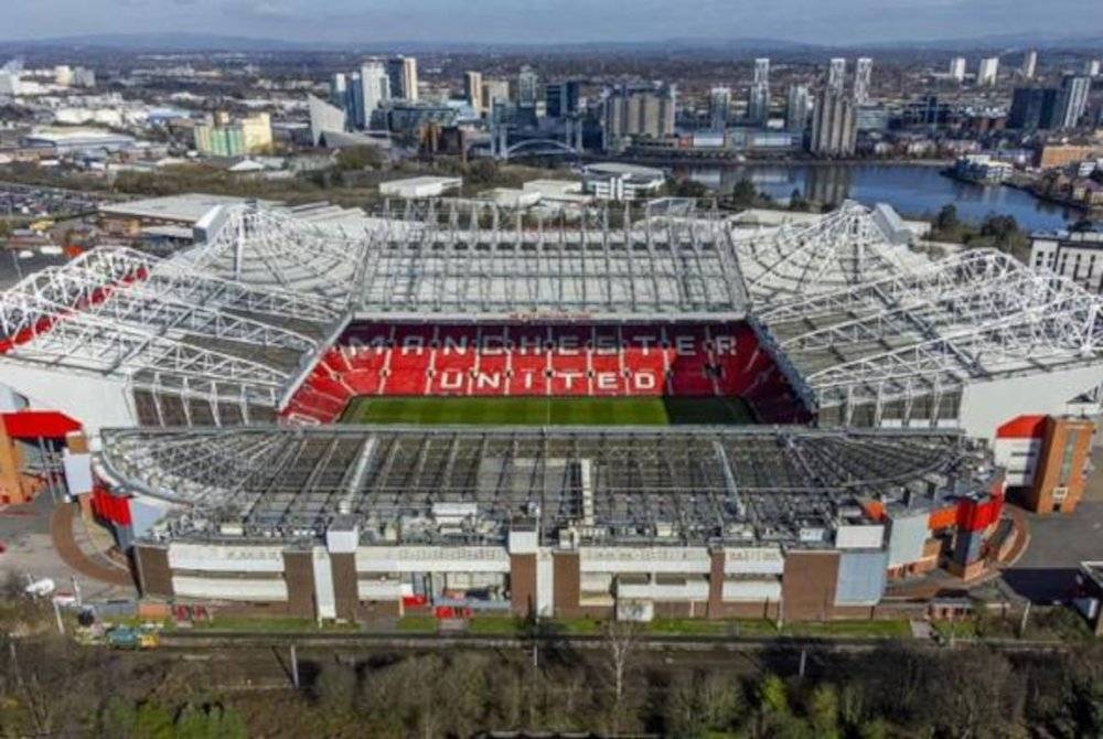 Manchester United juga meramalkan mampu menjana pendapatan untuk tempoh 2023-24 antara £650j (RM3.7b) dan £680j (RM3.9b). - Foto Astro Arena