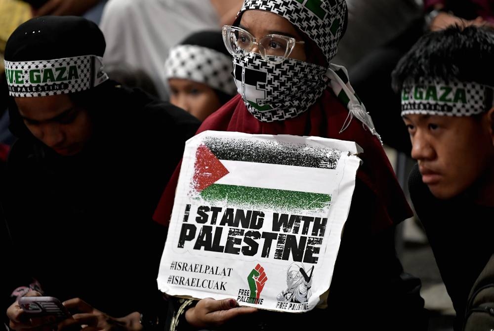 Semua pihak perlu sepakat menghormati keputusan kerajaan untuk membantu rakyat Palestin bagi mendapatkan hak mereka untuk hidup bebas dan merdeka. (Gambar hiasan) - Foto Bernama