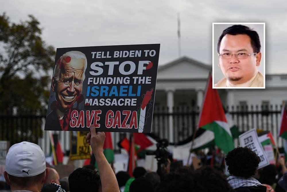 Penunjuk perasaan berkumpul di depan Rumah Putih di Washington bagi menyatakan sokongan terhadap rakyat Palestin pada Sabtu. - Foto AFP (Gambar kecil: Muhammad Fauzi)