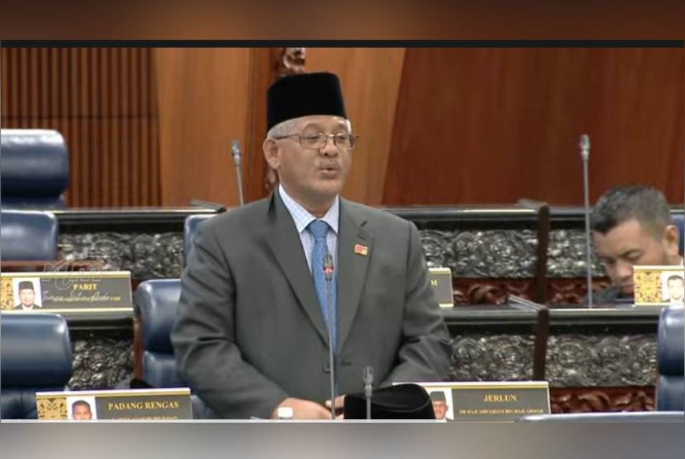 Abd Ghani ketika perbahasan di Peringkat Jawatankuasa bagi Jabatan Perdana Menteri di Dewan Rakyat, di Dewan Rakyat pada Isnin.