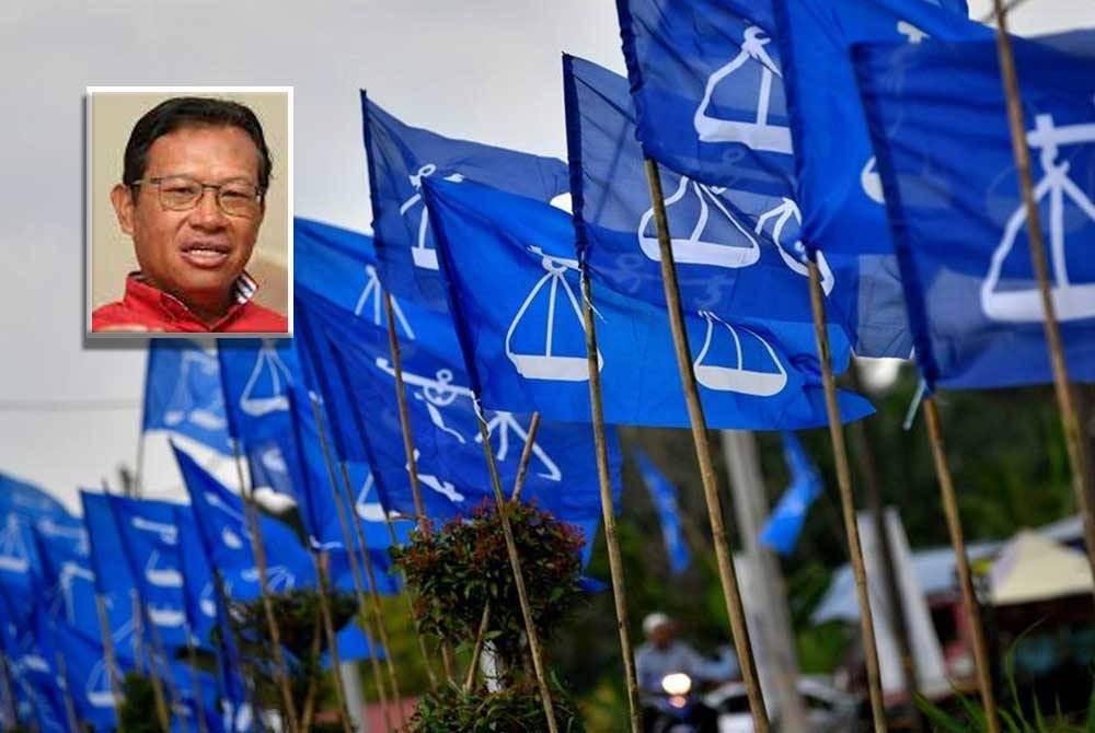 Ahmad Shabery (gambar kecil) sedia membantu calon BN pada PRK Parlimen Kemaman bagi memastikan kemenangan gabungan politik itu di kawasan berkenaan. - Gambar Bernama