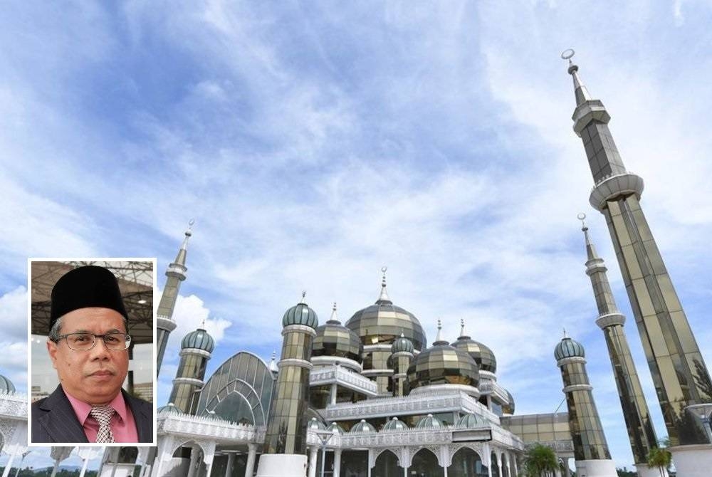 Semua masjid di Terengganu diminta mengadakan bacaan Qunut Nazilah setiap kali solat Jumaat dengan disertakan solat hajat bermula Jumaat ini. - Gambar hiasan (Gambar kecil: M Rozi)