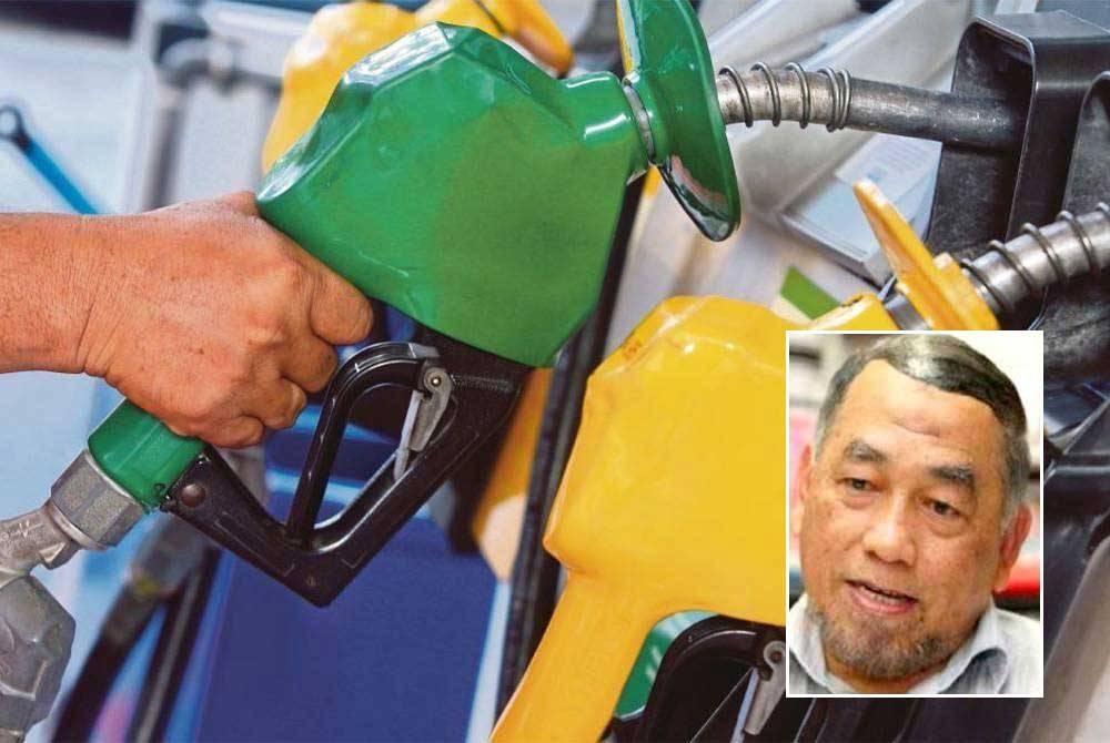 Kaedah penyasaran semula subsidi petrol dan diesel perlu melihat tahap perbelanjaan individu dan tidak boleh ditentukan mengikut tingkat gaji atau purata pendapatan isi rumah semata-mata. (Gambar kecil: Barjoyai)